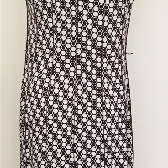 Studio sleeveless dress size: 8 - Picture 7 of 11